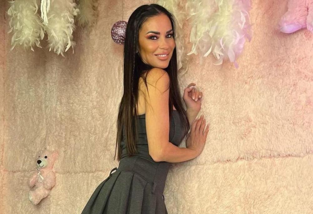 Antonella Mosetti Racconta Il Suo Lavoro Su Onlyfans Radio 105 Antonella Mosetti Racconta Il Suo Lavoro Su Onlyfans Radio 105