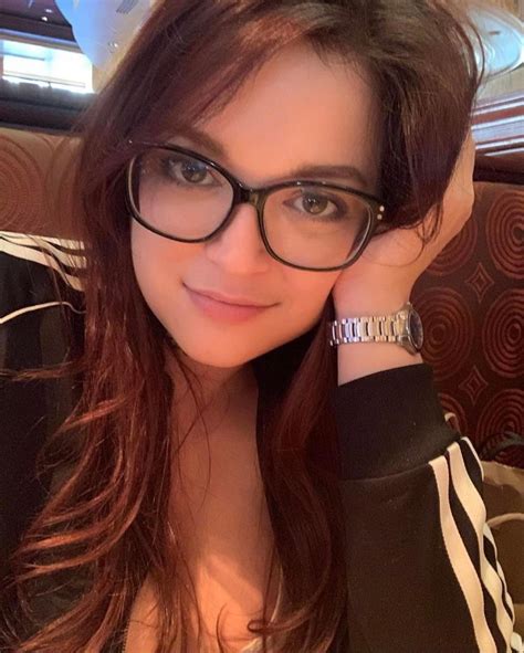 Tessa Fowler Scrolller Tessa Fowler Scrolller