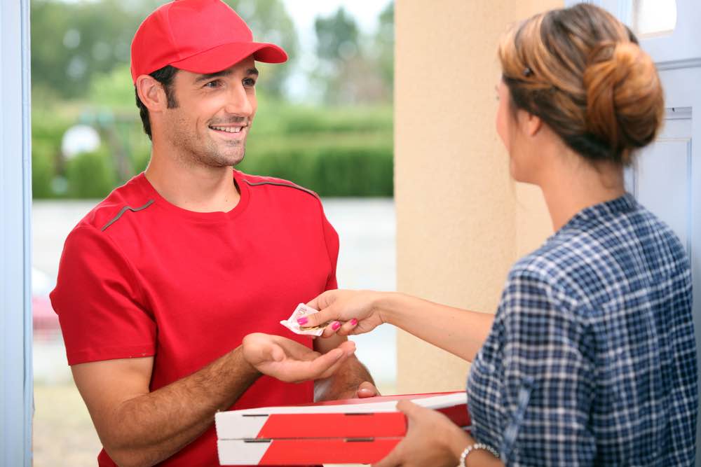 What Is A Good Tip For Delivery Pizza